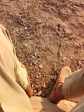 xmanrawan2 online show from December 2, 2025, 11:15 am