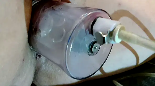 Snapshot of Astrid-Gilbert chatting on February 23, 2025, 3:56 am Astrid-Gilbert online show from February 23, 2025, 3:56 am