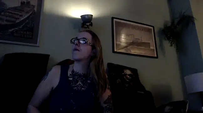 Snapshot of Astrid-Gilbert chatting on March 1, 2025, 9:15 pm Astrid-Gilbert online show from March 1, 2025, 9:15 pm