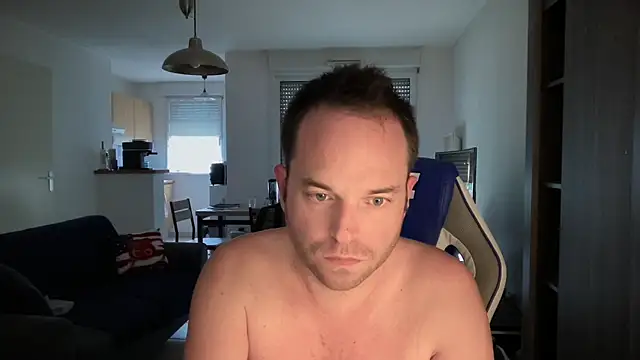 Funnyjul31 online show from February 12, 2025, 4:33 pm