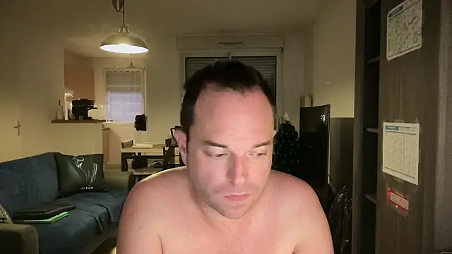 Funnyjul31 online show from December 2, 2025, 4:24 pm