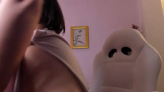 Snapshot of LeilaRasi chatting on February 11, 2025, 11:22 pm LeilaRasi online show from February 11, 2025, 11:22 pm