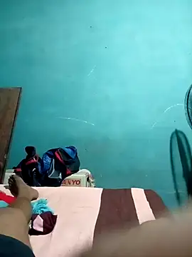 SHAMALI198498 online show from February 1, 2025, 6:51 pm