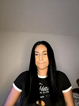 mari pauli x online show from October 4, 2025, 4:10 am