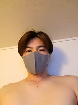 yuukee11111 online show from February 6, 2025, 5:25 am