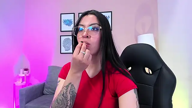 nina  dixon online show from January 10, 2026, 8:21 pm