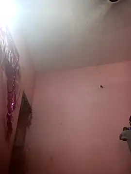 runi31 online show from February 20, 2025, 5:55 am