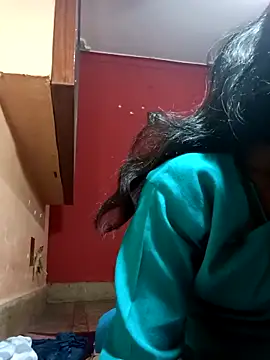 runi31 online show from November 10, 2025, 6:07 pm