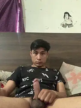 EduardoEspinoza12 online show from May 20, 2026, 4:13 pm