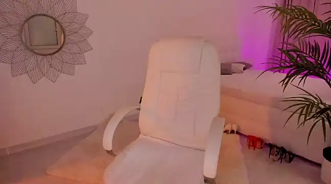 Victoria Korff online show from March 5, 2025, 6:34 pm