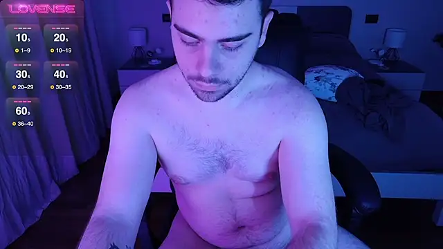 Snapshot of alexx0904 chatting on March 13, 2025, 4:45 pm alexx0904 online show from March 13, 2025, 4:45 pm