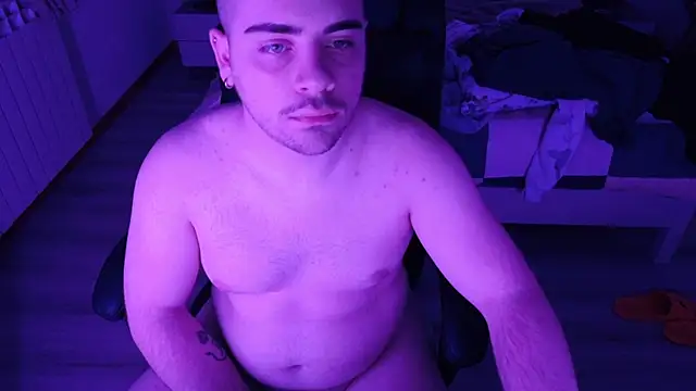 Snapshot of alexx0904 chatting on January 9, 2026, 10:00 pm alexx0904 online show from January 9, 2026, 10:00 pm