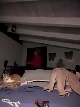 divinaerotica online show from November 17, 2025, 5:30 pm