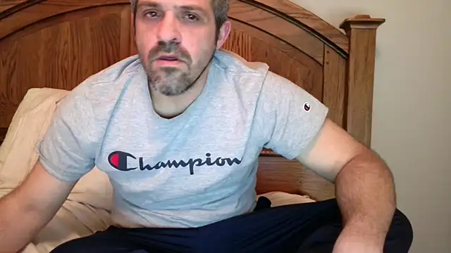 Troyt87 online show from February 3, 2026, 5:49 am