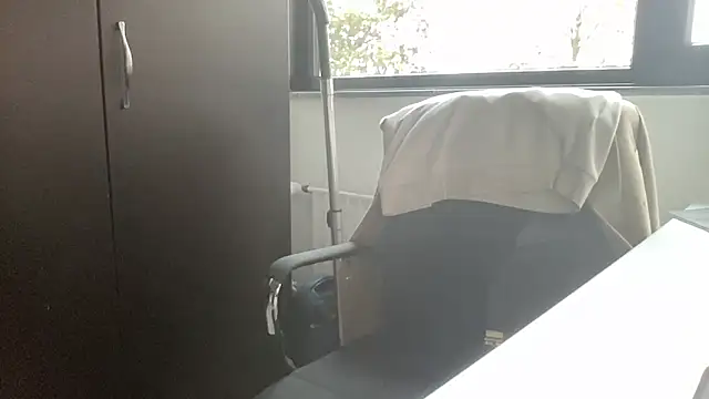 bullyboyy online show from November 13, 2025, 2:49 pm