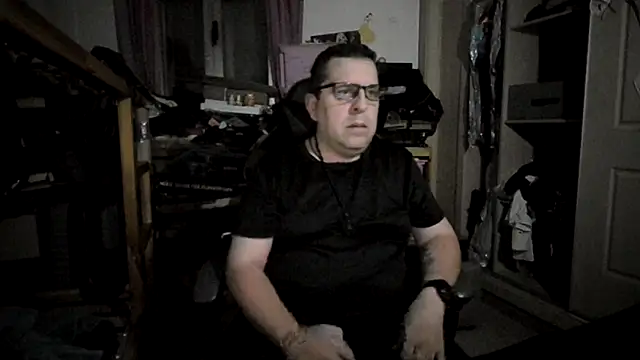 Snapshot of Usame_como_quieras chatting on December 2, 2025, 1:55 am Usame como quieras online show from December 2, 2025, 1:55 am