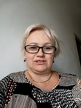 Mayya4321 online show from September 10, 2025, 10:04 am