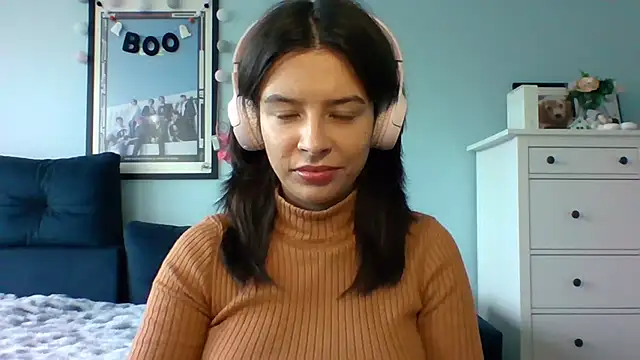 LariceSexy online show from October 10, 2025, 2:05 pm