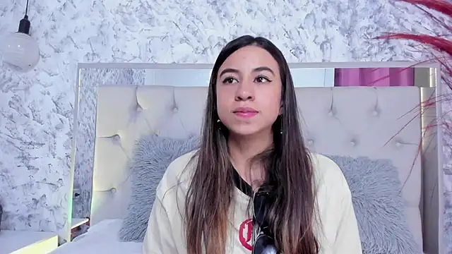 Ariana greenblat online show from October 6, 2025, 4:48 pm