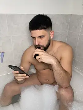 Snapshot of lucas_kazimm chatting on February 6, 2025, 5:51 pm lucas kazimm online show from February 6, 2025, 5:51 pm