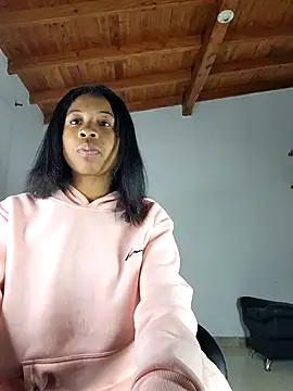 Snapshot of Zaira_Rose_ chatting on October 25, 2025, 3:07 pm Zaira Rose online show from October 25, 2025, 3:07 pm