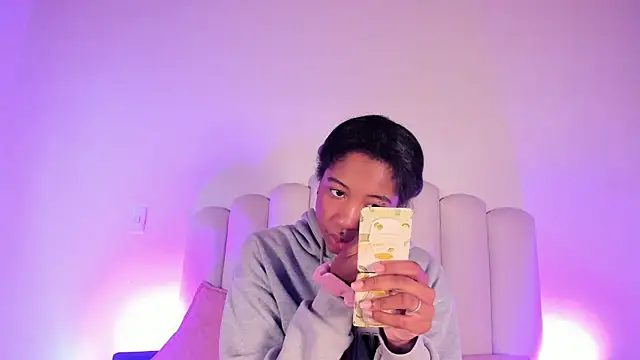 Snapshot of Zaira_Rose_ chatting on November 15, 2025, 2:02 pm Zaira Rose online show from November 15, 2025, 2:02 pm