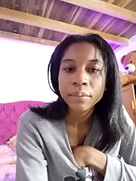 Snapshot of Zaira_Rose_ chatting on December 23, 2025, 3:26 am Zaira Rose online show from December 23, 2025, 3:26 am