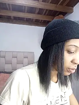 Zaira Rose  online show from April 9, 2026, 4:23 am