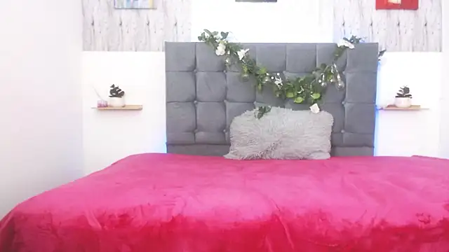 Snapshot of catalina_vergara chatting on February 8, 2025, 3:42 pm catalina vergara online show from February 8, 2025, 3:42 pm