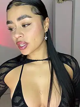 meli ortiz  online show from October 13, 2025, 1:33 pm