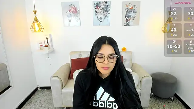 Hadley  online show from February 6, 2025, 3:48 am