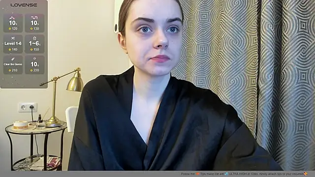 Snapshot of Hustle_Babyy chatting on February 11, 2026, 4:12 pm Hustle Babyy online show from February 11, 2026, 4:12 pm