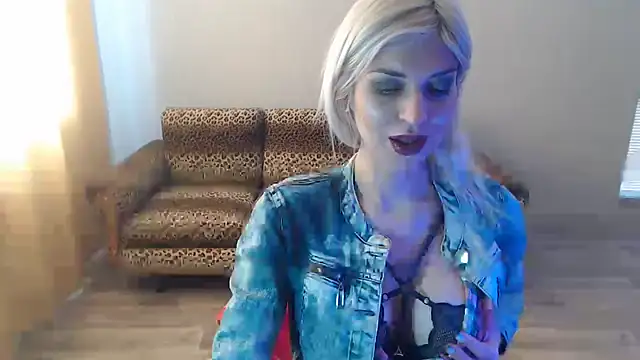 SexyBeatriice online show from February 16, 2025, 10:10 am