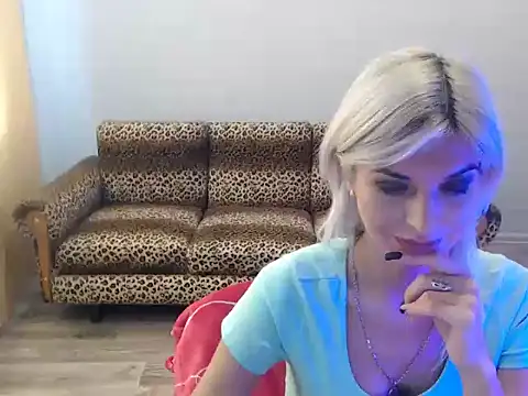 SexyBeatriice online show from September 27, 2025, 6:29 am