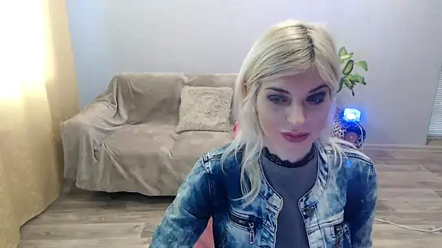 Snapshot of SexyBeatriice chatting on February 12, 2026, 7:25 am SexyBeatriice online show from February 12, 2026, 7:25 am