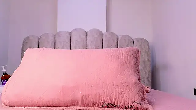 sharlott miller online show from January 14, 2026, 12:00 pm