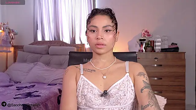 Snapshot of Marivimichel1 chatting on October 21, 2025, 7:14 pm Marivimichel1 online show from October 21, 2025, 7:14 pm