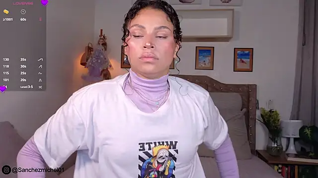 Snapshot of Marivimichel1 chatting on February 23, 2026, 10:01 am Marivimichel1 online show from February 23, 2026, 10:01 am