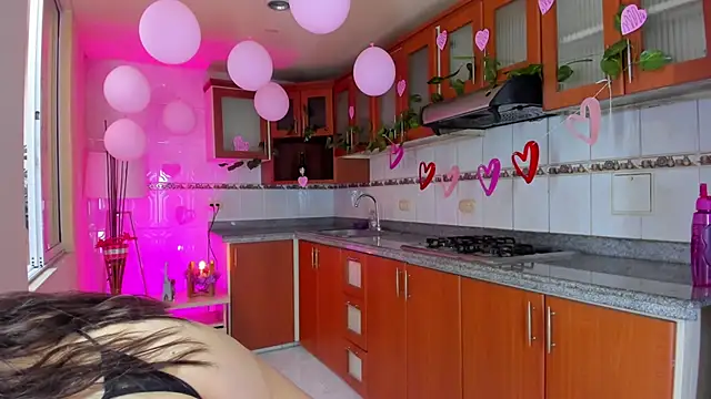 Snapshot of Nalia_adams chatting on February 17, 2025, 7:21 pm Nalia adams online show from February 17, 2025, 7:21 pm