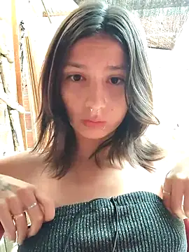 Maiden-Hot online show from November 2, 2025, 1:02 pm