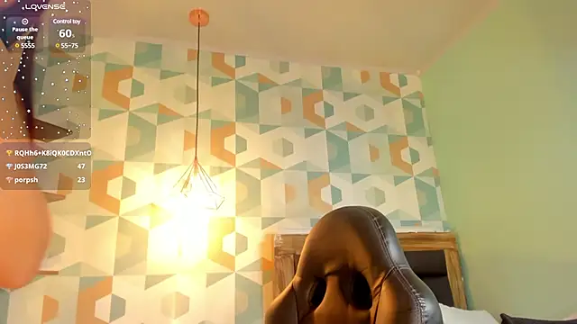 CALANTHELOVE1 online show from February 5, 2025, 8:54 am