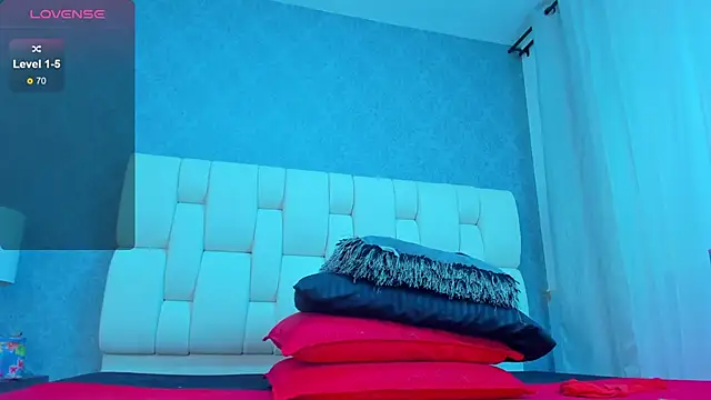 amanda29 online show from September 19, 2025, 7:14 pm