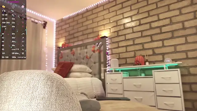 biel biel online show from December 2, 2025, 5:46 am