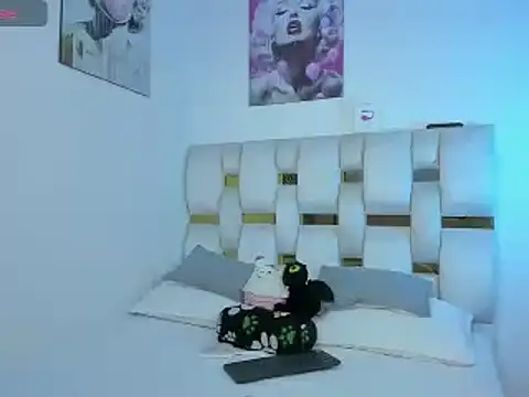 beautiful doll088 online show from February 10, 2025, 6:20 am