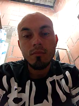 Jean18060 online show from January 15, 2026, 1:05 pm