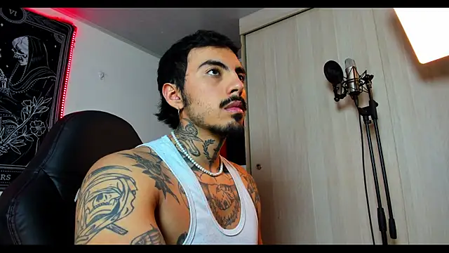 Snapshot of scockpion__ chatting on January 29, 2025, 7:25 am scockpion online show from January 29, 2025, 7:25 am