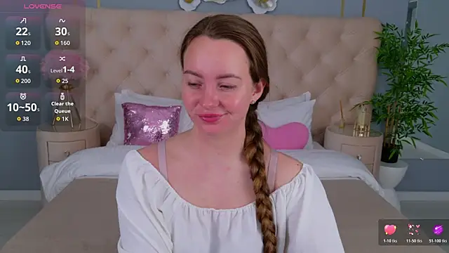 JaniceCollins online show from April 3, 2026, 1:47 am