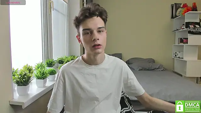 avegothy- online show from March 4, 2025, 10:46 am