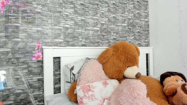 KairraPotts online show from February 13, 2025, 4:00 am