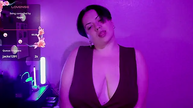 Snapshot of BlackkkVelvet chatting on February 27, 2026, 11:49 pm BlackkkVelvet online show from February 27, 2026, 11:49 pm